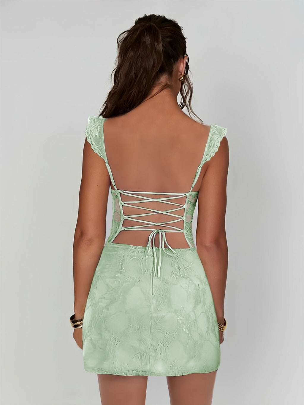 Lilac Sheath Scoop Neck Lace Short Homecoming Dress With Slit